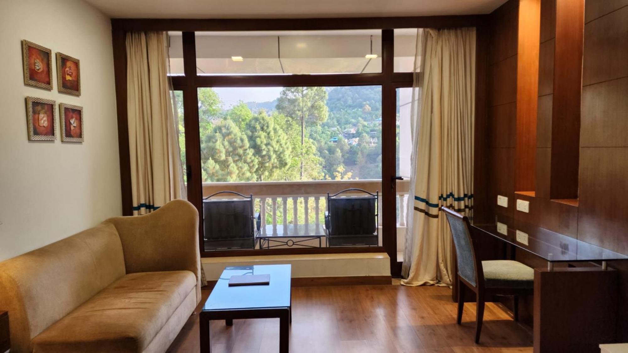 Hotel Royal Ark - 카사울리 외부 사진
