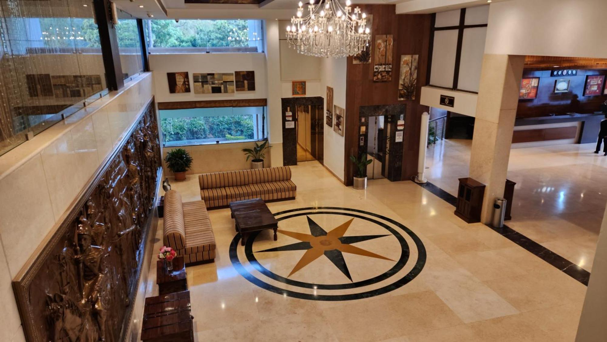 Hotel Royal Ark - 카사울리 외부 사진
